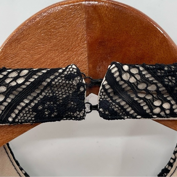 Wet Seal Black Lace Halter Neck Y2K Bodysuit Size Small - Picture 6 of 9